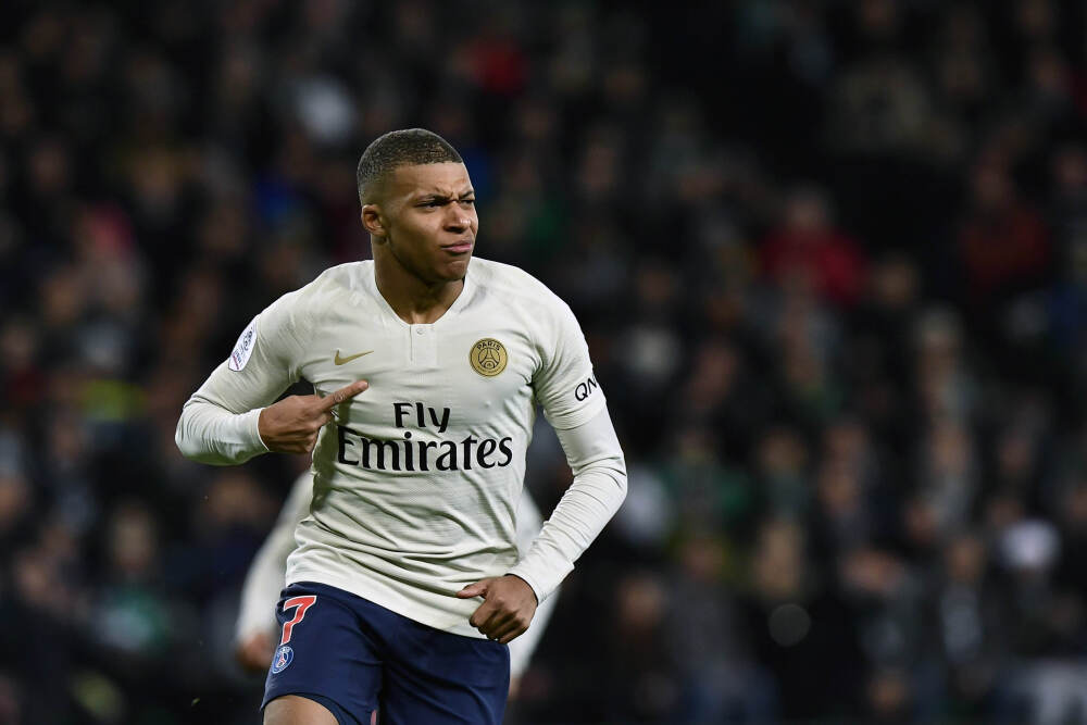 女顾客委托酒店洗衣却收到陌生男士内裤，酒店回应